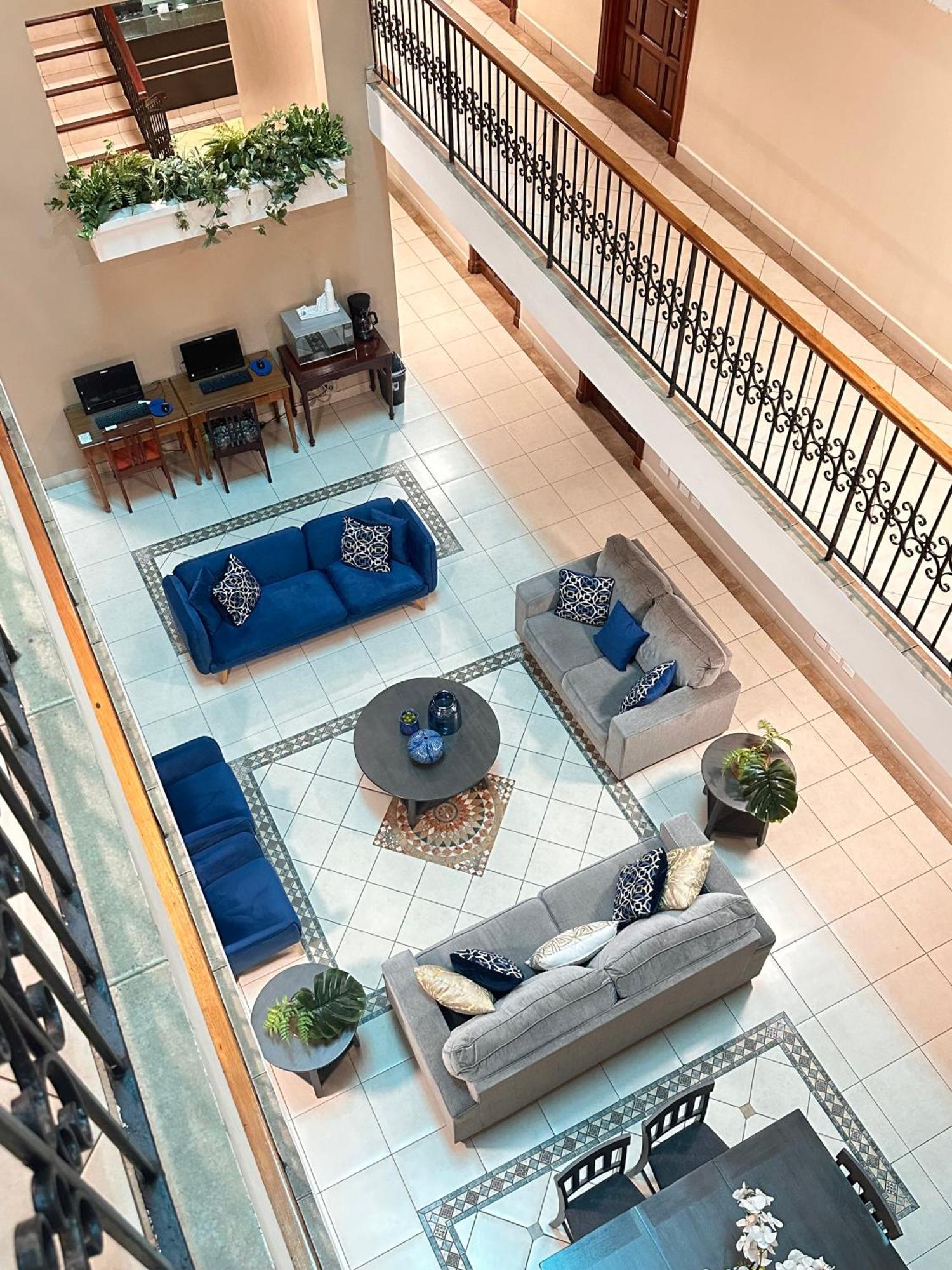 Hotel Andros Colon Bagian luar foto