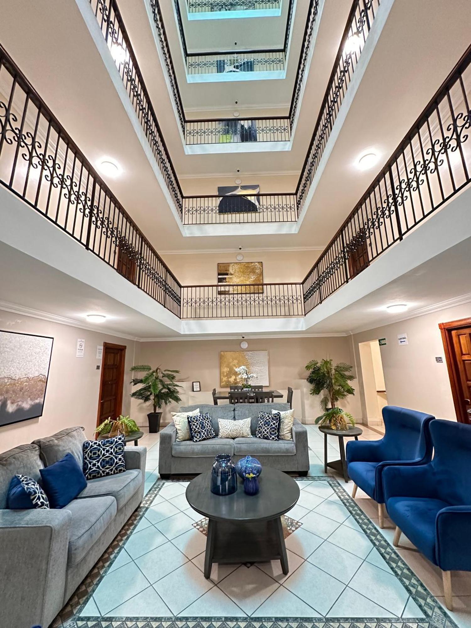 Hotel Andros Colon Bagian luar foto
