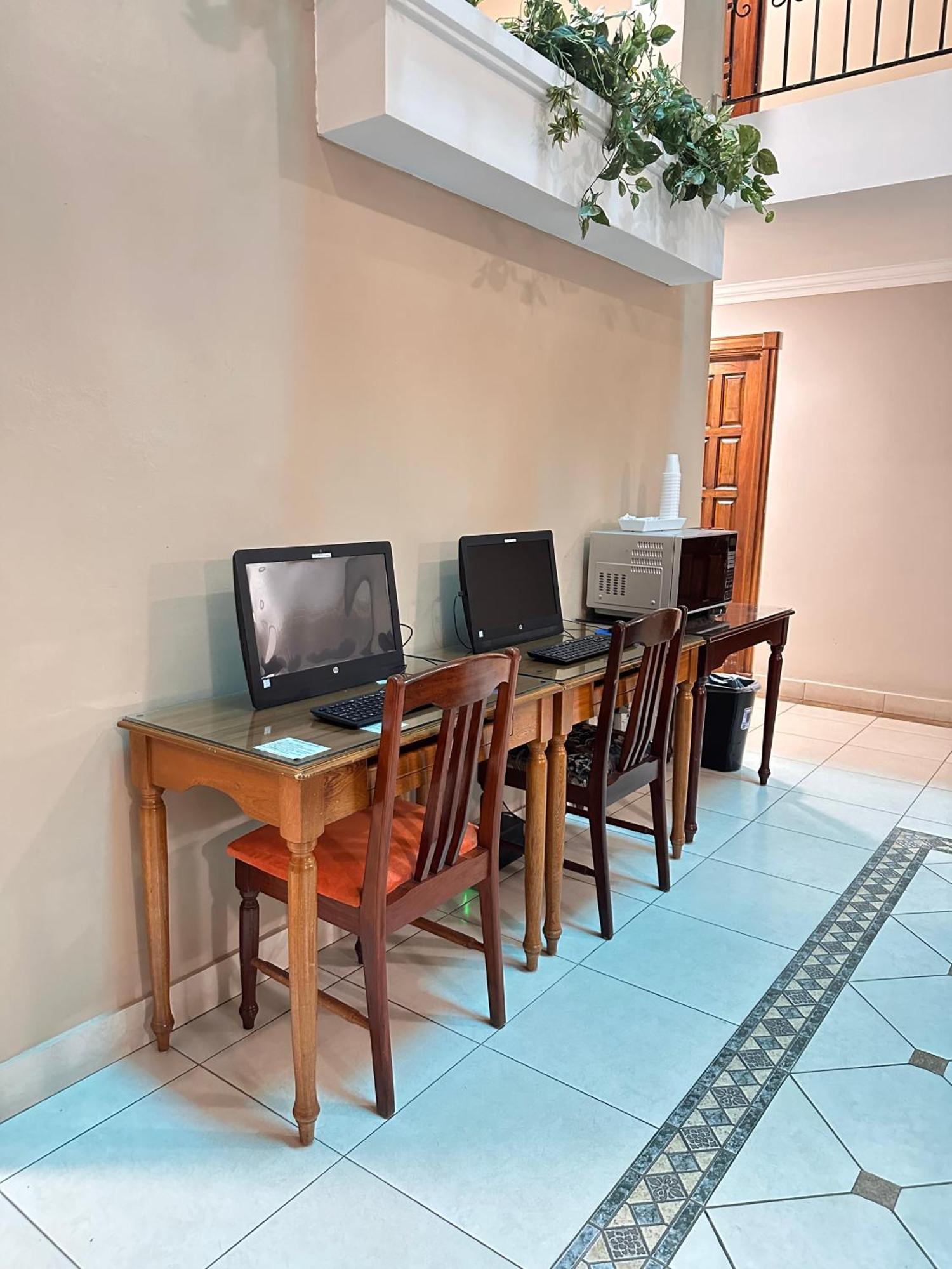Hotel Andros Colon Bagian luar foto