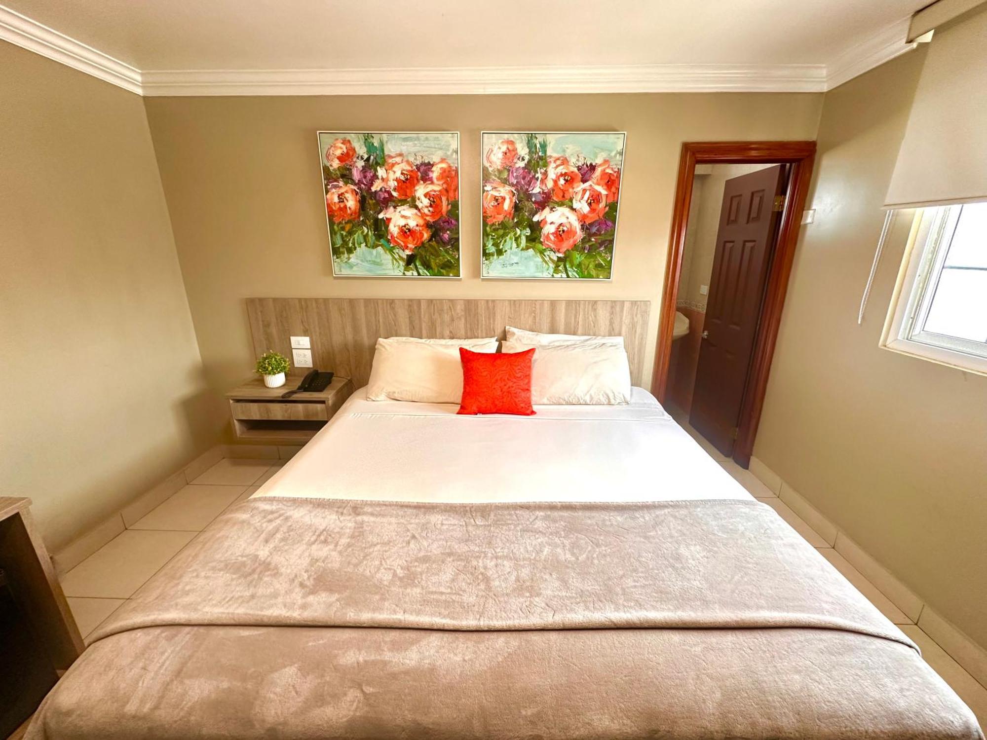 Hotel Andros Colon Bagian luar foto