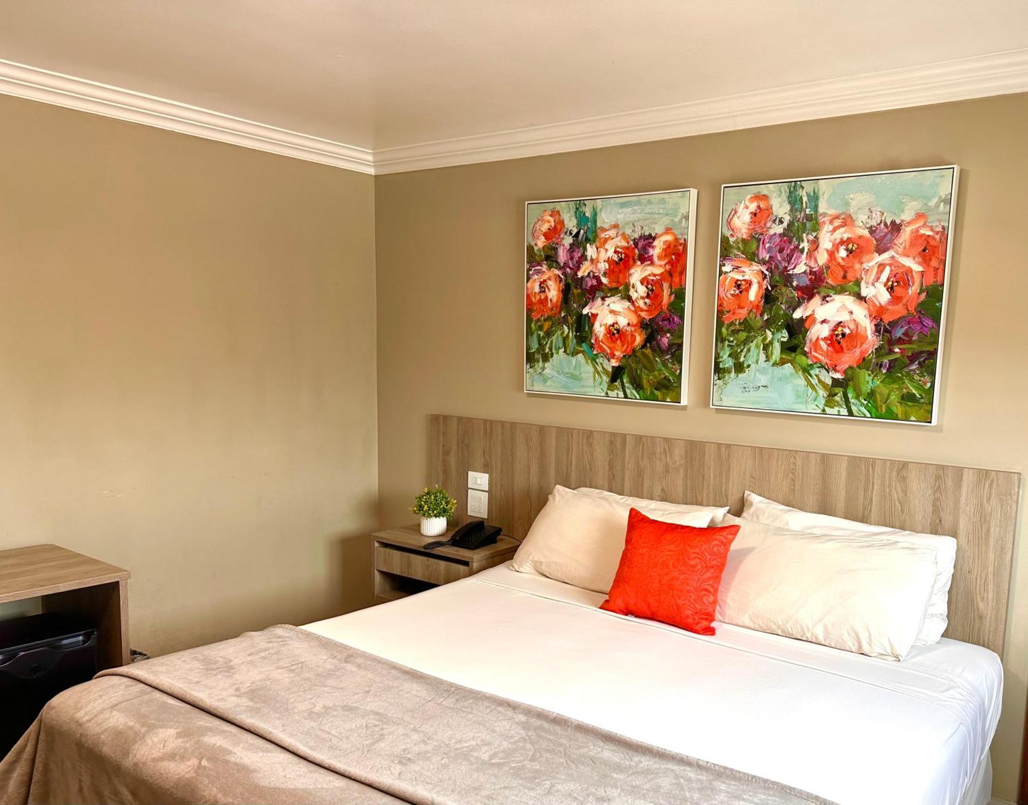 Hotel Andros Colon Bagian luar foto