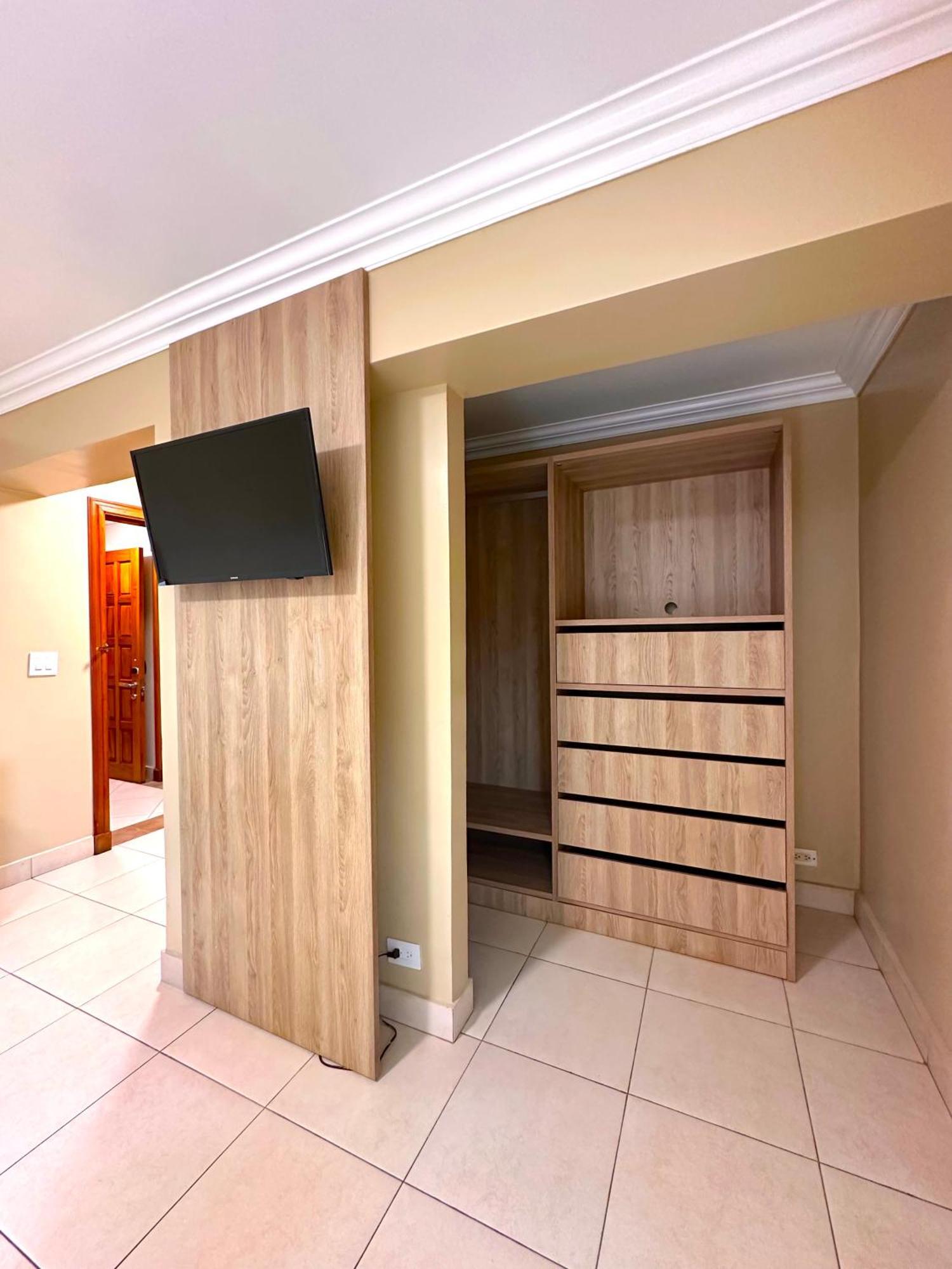 Hotel Andros Colon Bagian luar foto